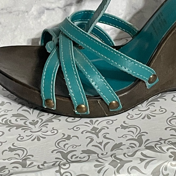 Made in Mexico wedges , size 7 - Picture 6 of 11